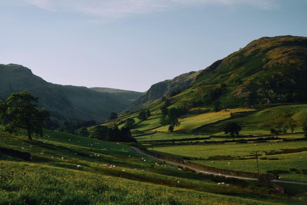 Central Buxton - Modern Cottage - Peak District Экстерьер фото