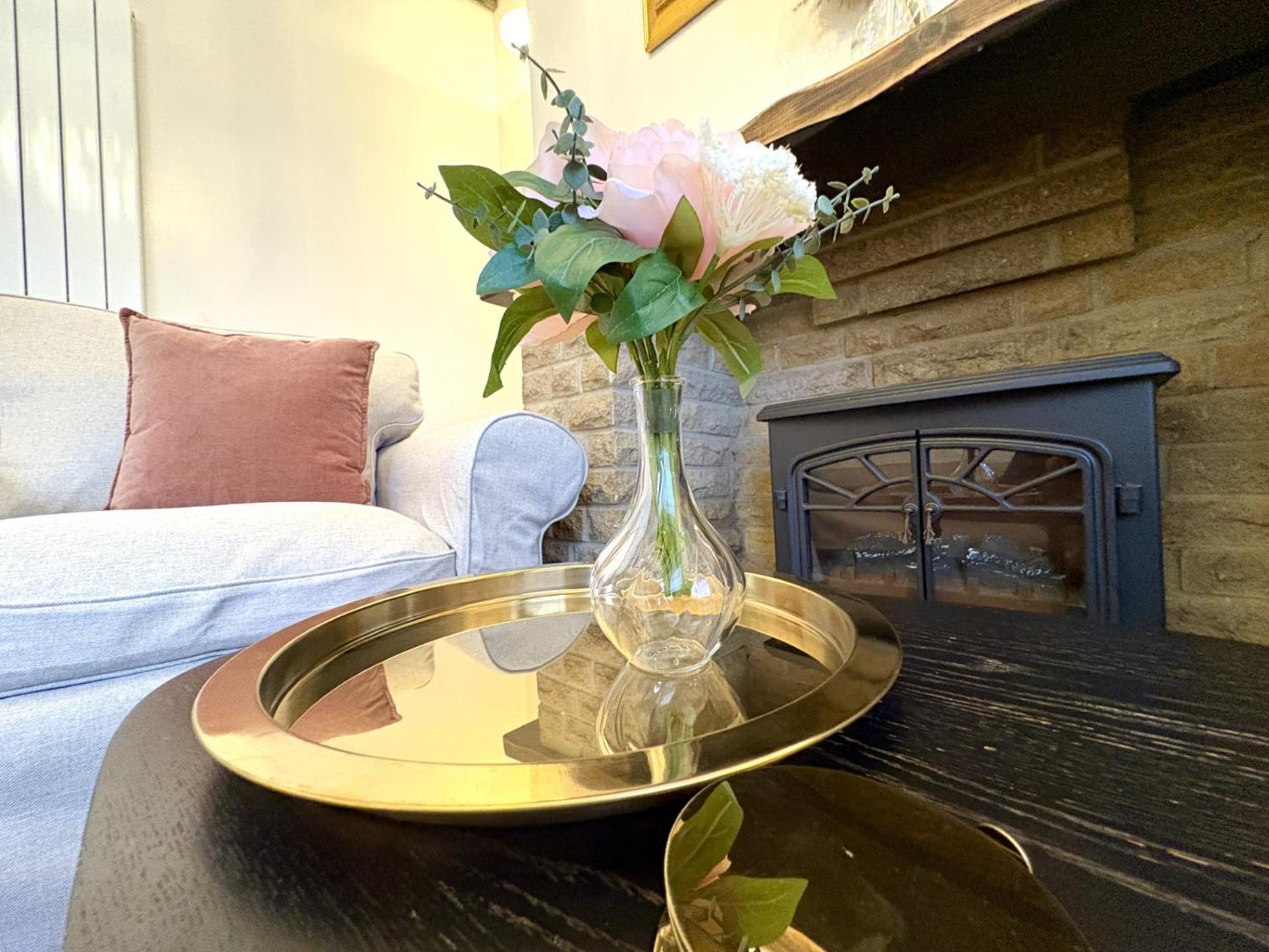 Central Buxton - Modern Cottage - Peak District Экстерьер фото